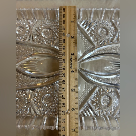 2 Vintage Acrylic Trays Looks Like Cut Glass Serving Catering Food Vanity Dining - Picture 3 of 4
